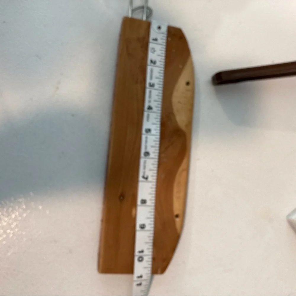 Native Coat/Tie Hanger American Cedar Wood Chief Image/Motif Wood Decorative